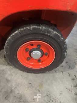 LPG VZV 2011  Linde H18T-01 (15)