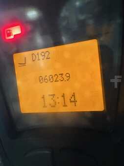 LPG VZV 2011  Linde H18T-01 (9)