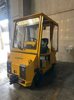 Terminal tractor 2019  Charlatte TE208 (1)