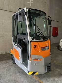 Terminal tractor 2016  Still LTX80 reconditionné (2)