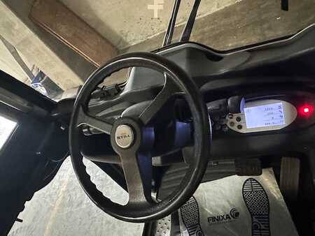 Terminal tractor 2016  Still LTX80 reconditionné (7)