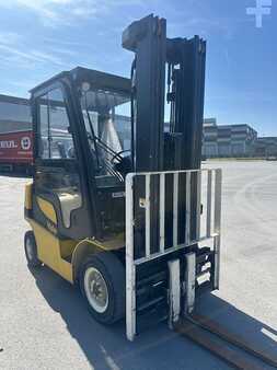 Nestekaasutrukki 2019  Yale GLP20MX 947 heures (1)