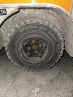 Terminaltraktor 2015  Still LTX70 (7)