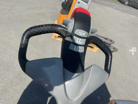 Transpaleta eléctrica 2019  Still EXU16 (5)
