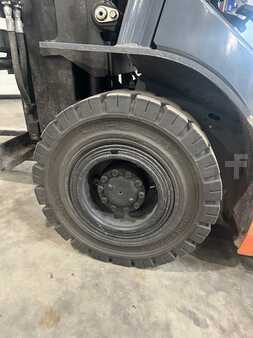 LPG Forklifts 2015  Toyota 02-8FGF18 (14)