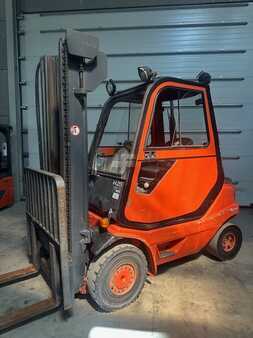 Diesel heftrucks 2000  Linde H25D-03 (1)