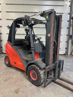 Carrelli elevatori diesel 2007  Linde H30D (2)