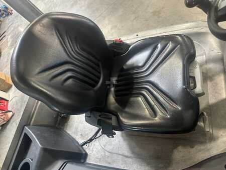 Carrelli elettrici 4 ruote 2017  Still RX60-25 (13)
