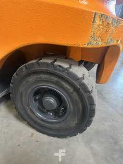 Carrelli elettrici 4 ruote 2017  Still RX60-25 (17)