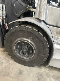 Carrelli elettrici 4 ruote 2017  Still RX60-25 (18)
