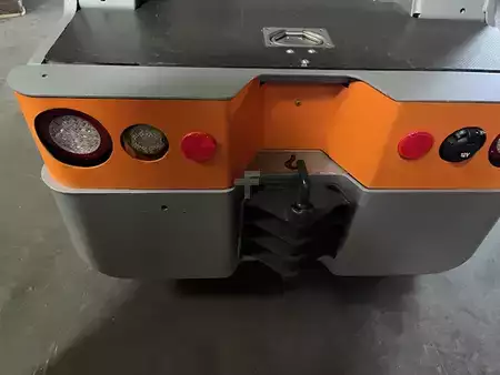 Terminaltraktor 2015  Still LTX70 2241 heures (5)