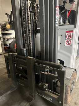 Carrelli elettrici 3 ruote 2020  Still RX50-15 (6)
