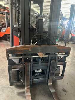 Empilhador a gás 2018  Linde H16T-01 (6)