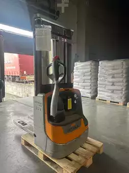 Apilador eléctrico 2019  Still EXV12 (4)