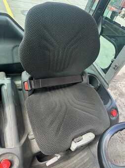 Trator de terminal 2018  Still LTX70 lithium-ion (7)