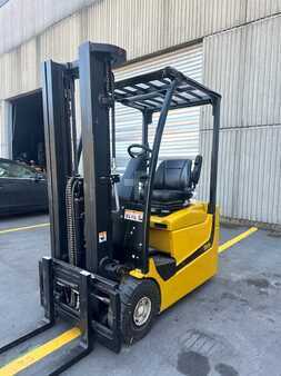 3-wiel elektrische heftrucks 2018  Yale ERP15VC (2)