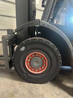 LPG heftrucks 2005  Linde H25T 3500 heures (15)