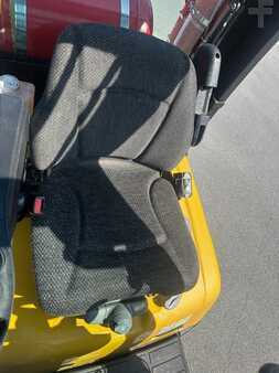Empilhador a gás 2013  Yale GLP35VX (9)