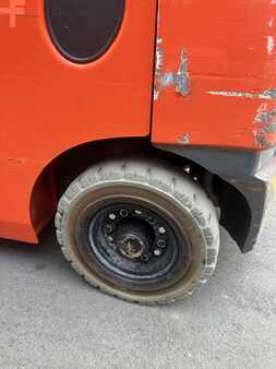 Gasoltruck 2015  Toyota 02-8FGF18 (13)