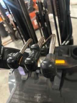 LPG VZV 2011  Toyota 02-8FGF25 3345 heures (9)