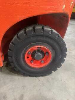 LPG VZV 2017  Linde H16T-01  2887 heures (14)