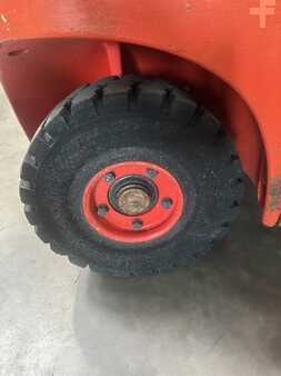 LPG VZV 2017  Linde H16T-01  2887 heures (15)