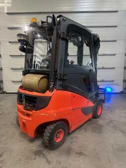 LPG VZV 2017  Linde H16T-01  2887 heures (3)