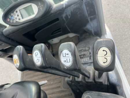 Treibgasstapler 2015  Still RX70-25T  .rotator 1405 heures (14)