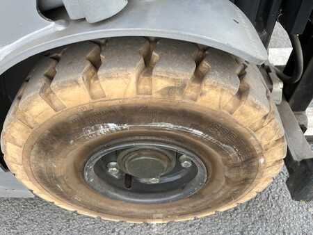 Sähkö - 3 pyör 2017  Still RX50-10  822 heures (14)