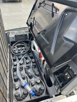 Stacker pedestre 2018  Still EXV14I triplex 5466mm (11)