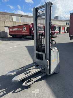 Stacker pedestre 2018  Still EXV14I triplex 5466mm (2)
