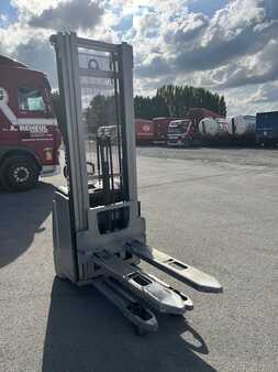 Stacker pedestre 2018  Still EXV14I triplex 5466mm (4)