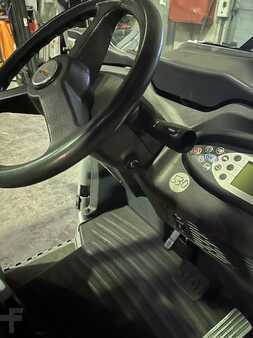 Terminál traktor 2015  Still LTX70 semi cabine (10)