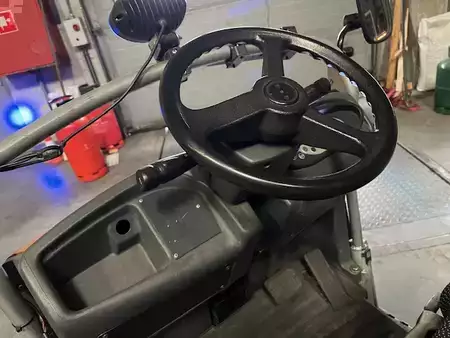 Terminaltraktor 2016  Still LTX70 (6)