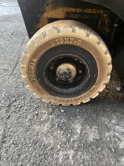 El truck - 4 hjulet 2014  Hyster J2.5XN 2423  heures (15)