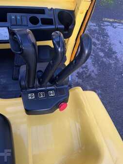 El truck - 4 hjulet 2014  Hyster J2.5XN 2423  heures (8)