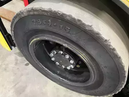 Chariots élévateurs GPL 2012  Hyster H3.5FT (9)