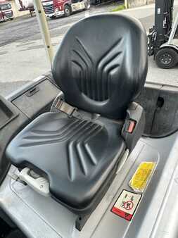 Eléctrico - 3 rodas 2013  Still RX20-15 triplex 4620mm (9)