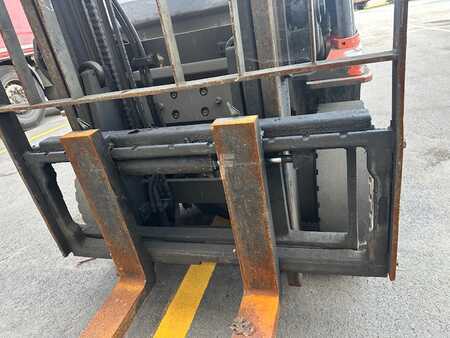 Empilhador a gás 2000  Toyota 42-7FGF25 (5)