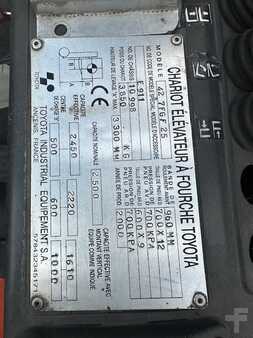 Empilhador a gás 2000  Toyota 42-7FGF25 (7)