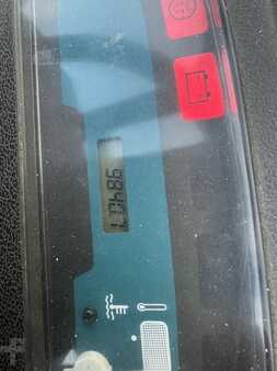 Empilhador a gás 2000  Toyota 42-7FGF25 (8)