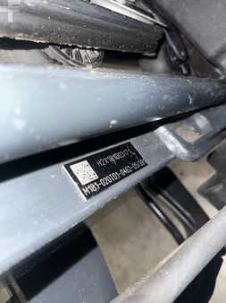 Empilhador a gás 2013  Linde H20T-01 triplex 4 lignes hydrauliques (17)