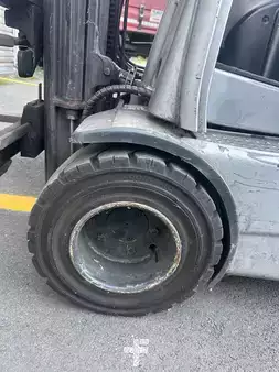 Chariots électriques à 3 roues 2015  Still RX20-16 triplex 6820mm (13)