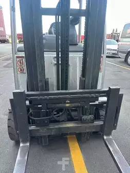 Chariots électriques à 3 roues 2015  Still RX20-16 triplex 6820mm (6)