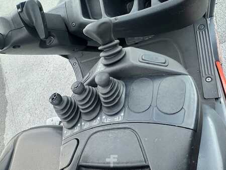 LPG VZV 2019  Linde H16T-01 2019 5475 heures (10)