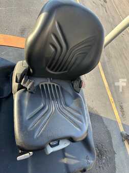 3-wiel elektrische heftrucks 2015  Still RX50-15 triplex 1928 heures (9)