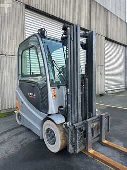 Chariots électriques à 4 roues 2012  Still RX60-25 1785 heures triplex 4480mm (2)