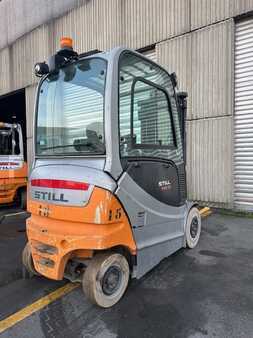 Chariots électriques à 4 roues 2012  Still RX60-25 1785 heures triplex 4480mm (3)