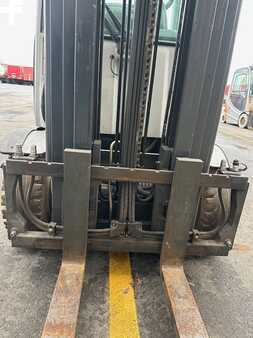 Chariots électriques à 4 roues 2013  Still RX60-25 triplex 7630mm 4 lignes (6)