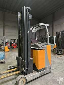 Retráctil 2011  Still FM-X14 3835 heures (1)